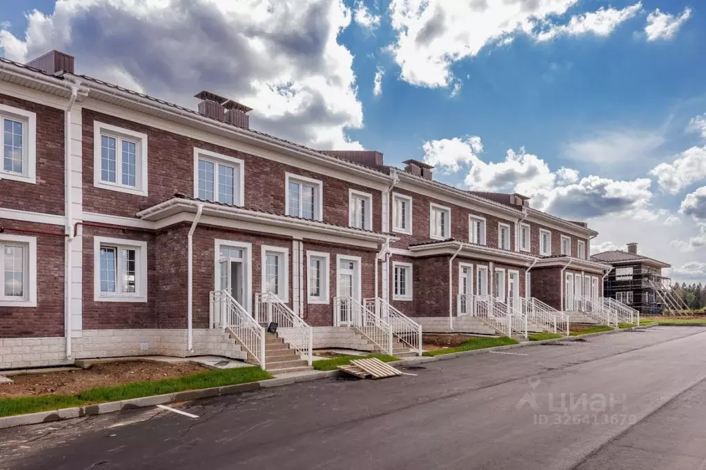 Таунхаус в Московская область, Дмитровский муниципальный округ, с. ... - Фото 2