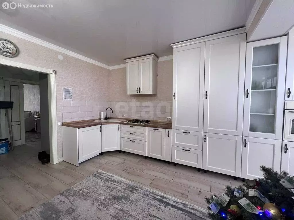 4-комнатная квартира: Нальчик, улица Чернышевского, 208 (163 м) - Фото 1