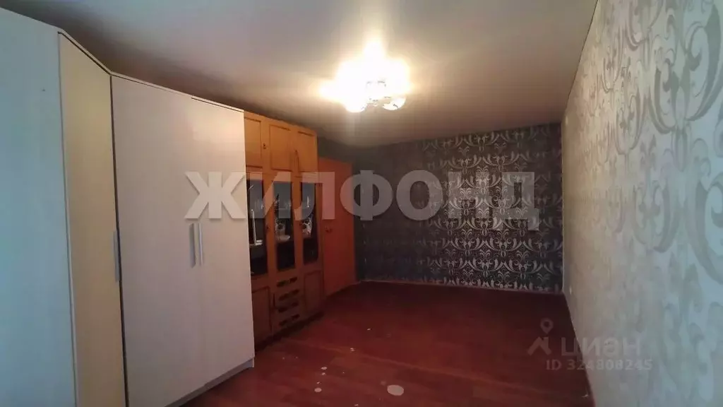 1-к кв. Брянская область, Брянск Угольная ул., 18 (31.4 м) - Фото 1