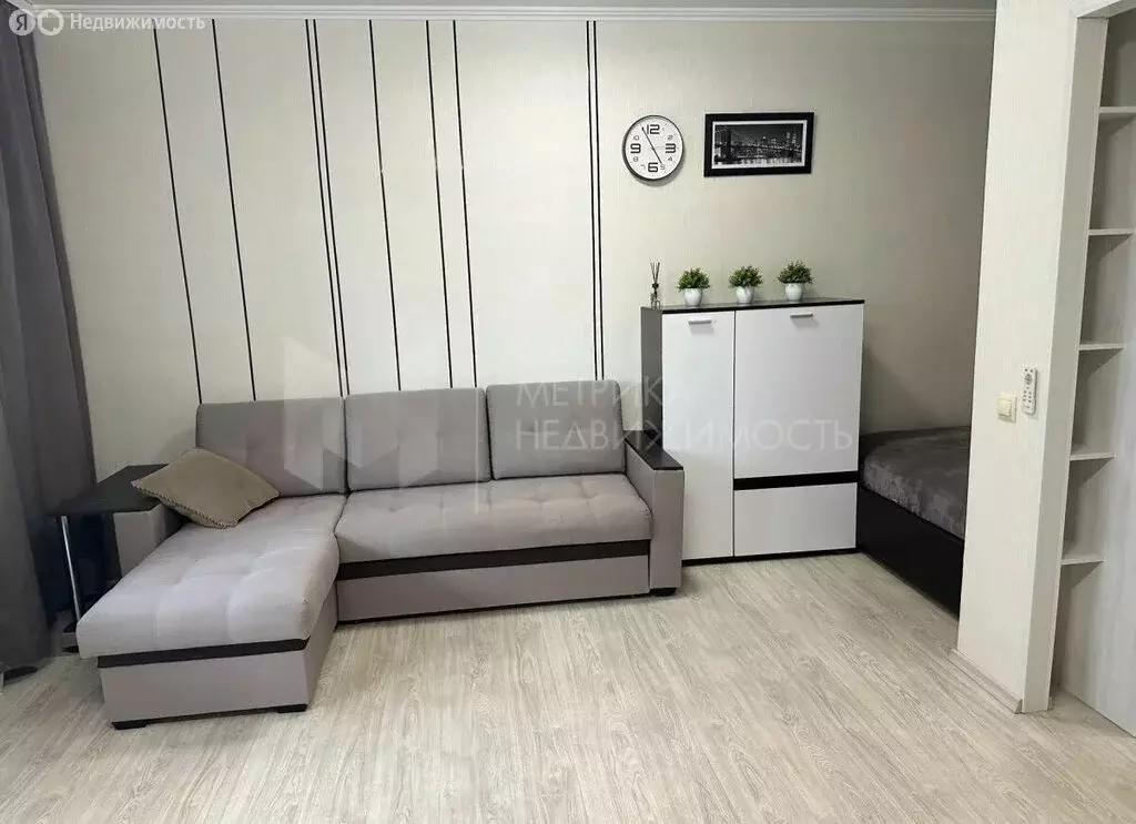 Квартира-студия: Тюмень, улица Беляева, 33к1 (27.9 м) - Фото 0