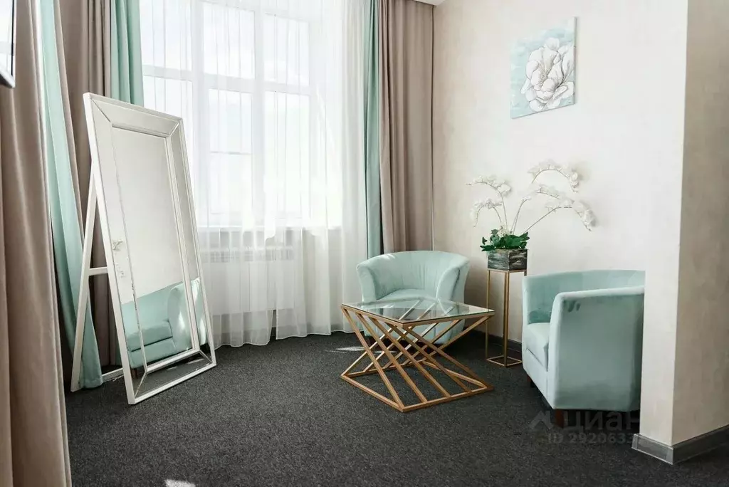 Комната Удмуртия, Ижевск Милиционная ул., 5 (70.0 м) - Фото 1