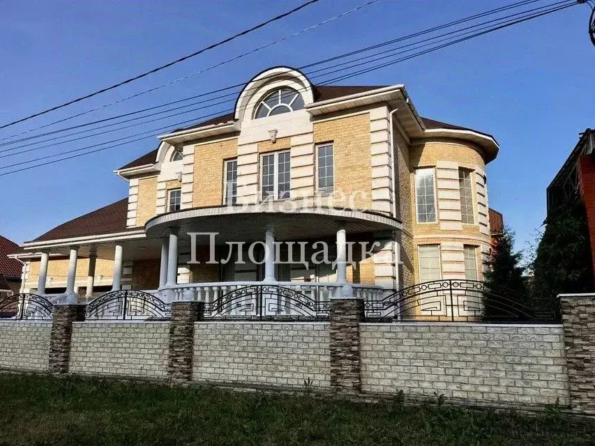 Коттедж в Ульяновская область, Ульяновск ул. Владимирская, 5 (740 м) - Фото 1