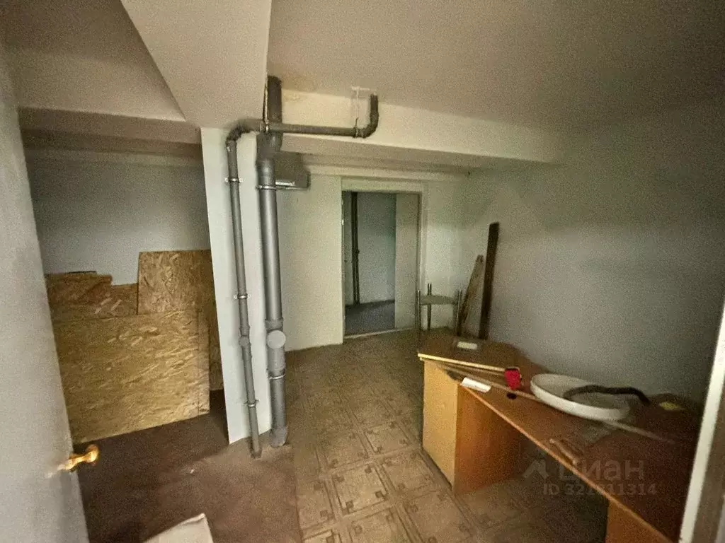 Помещение свободного назначения в Саха (Якутия), Нерюнгри ул. ... - Фото 1