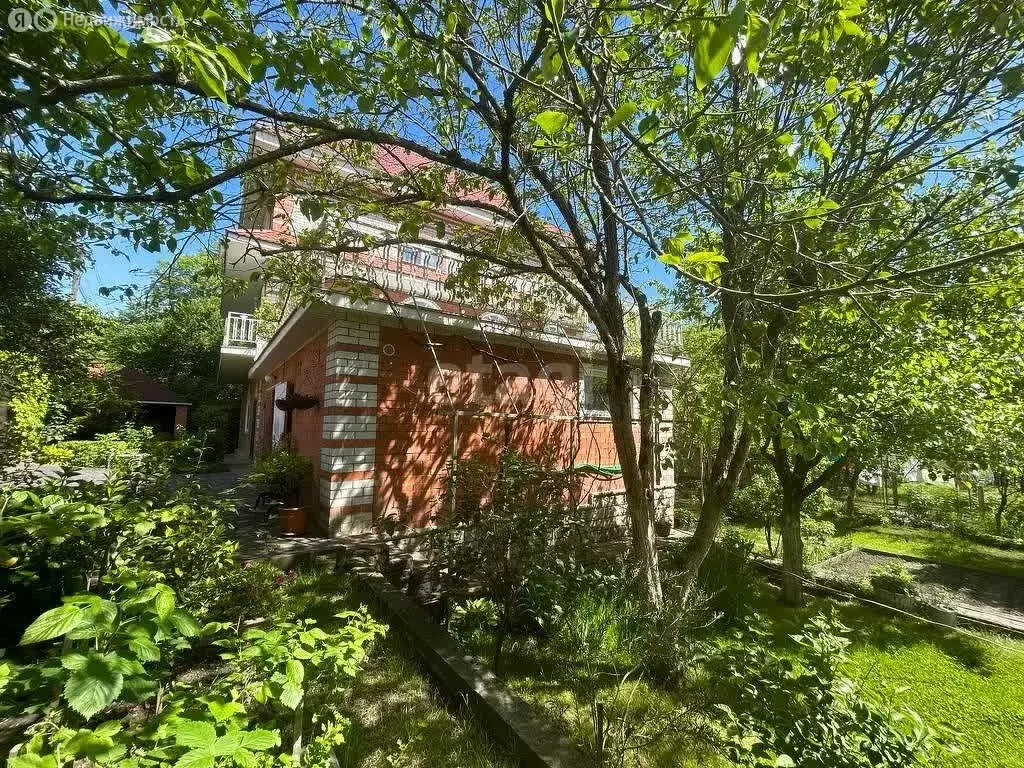 Дом в Сочи, улица Чекменёва (442.9 м) - Фото 1