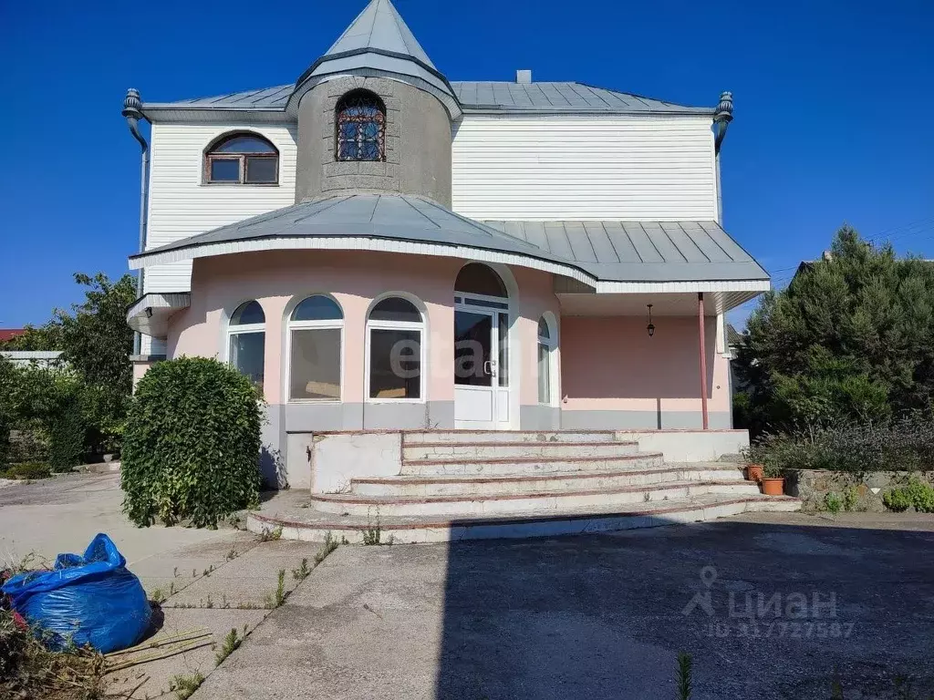 Дом в Крым, Симферопольский район, Молодежное пгт ул. Виноградная, 7 ... - Фото 0