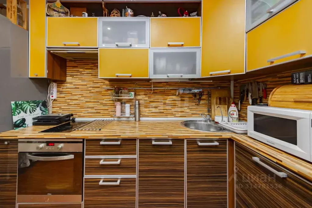 5-к кв. Тюменская область, Тюмень Ткацкий проезд, 18 (85.5 м) - Фото 0