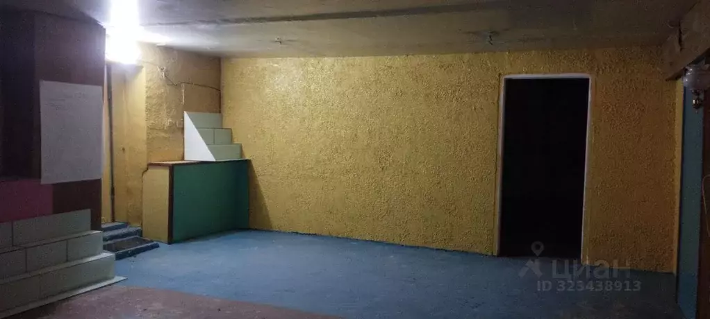 Помещение свободного назначения в Свердловская область, Серов ул. ... - Фото 1