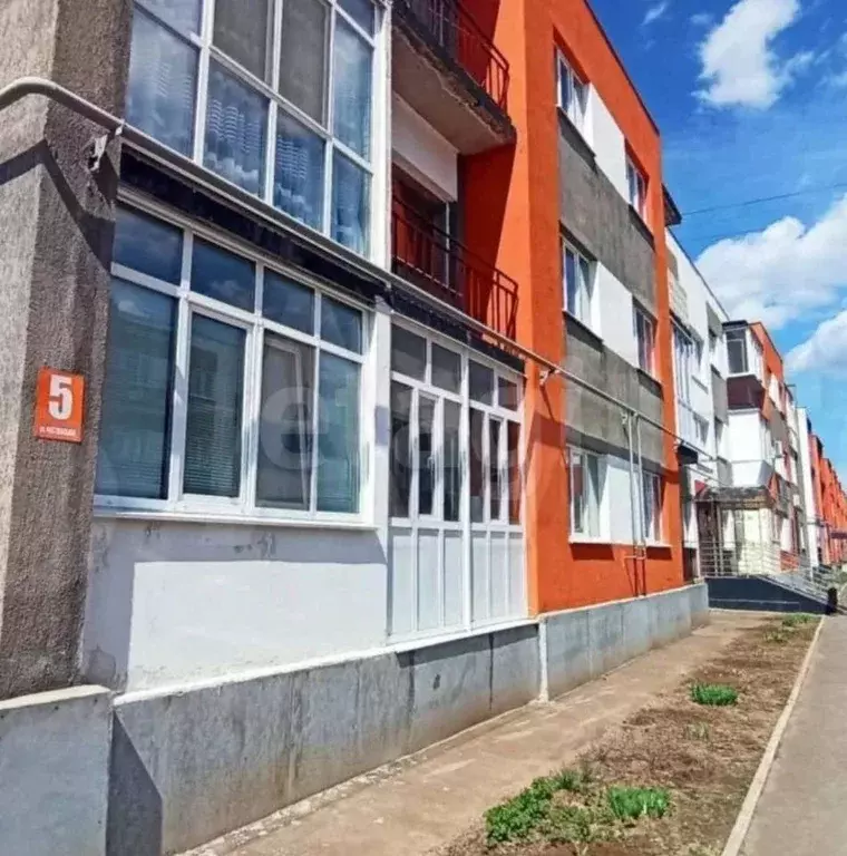 1-к кв. Оренбургская область, Оренбургский район, с. Нежинка ул. ... - Фото 0