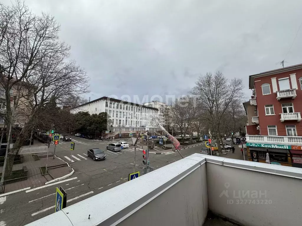 2-к кв. Краснодарский край, Туапсе ул. Карла Маркса, 8 (43.6 м) - Фото 1