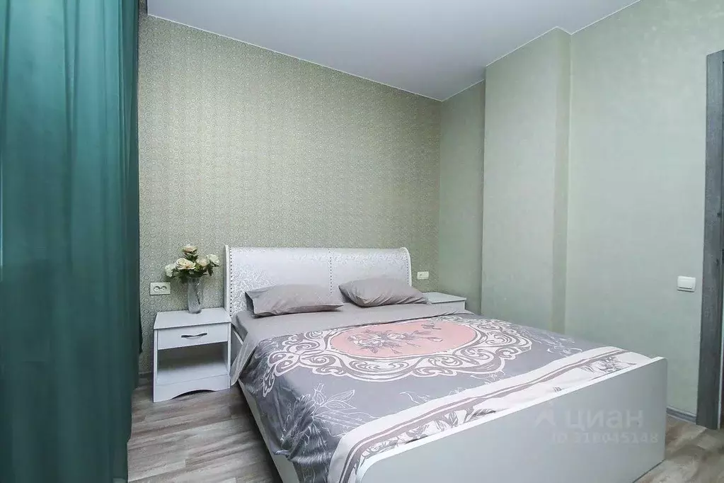 1-к кв. Ханты-Мансийский АО, Сургут ул. 30 лет Победы, 37 (45.0 м) - Фото 0