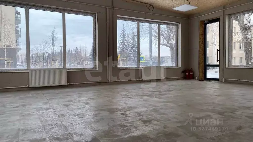 Торговая площадь в Тюменская область, Тюмень ул. Республики, 203 (60 ... - Фото 1