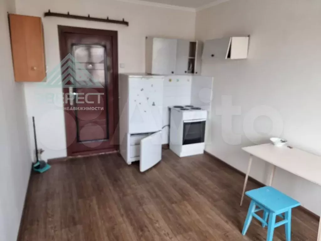 Комната 11,8 м в 1-к., 5/5 эт. - Фото 1