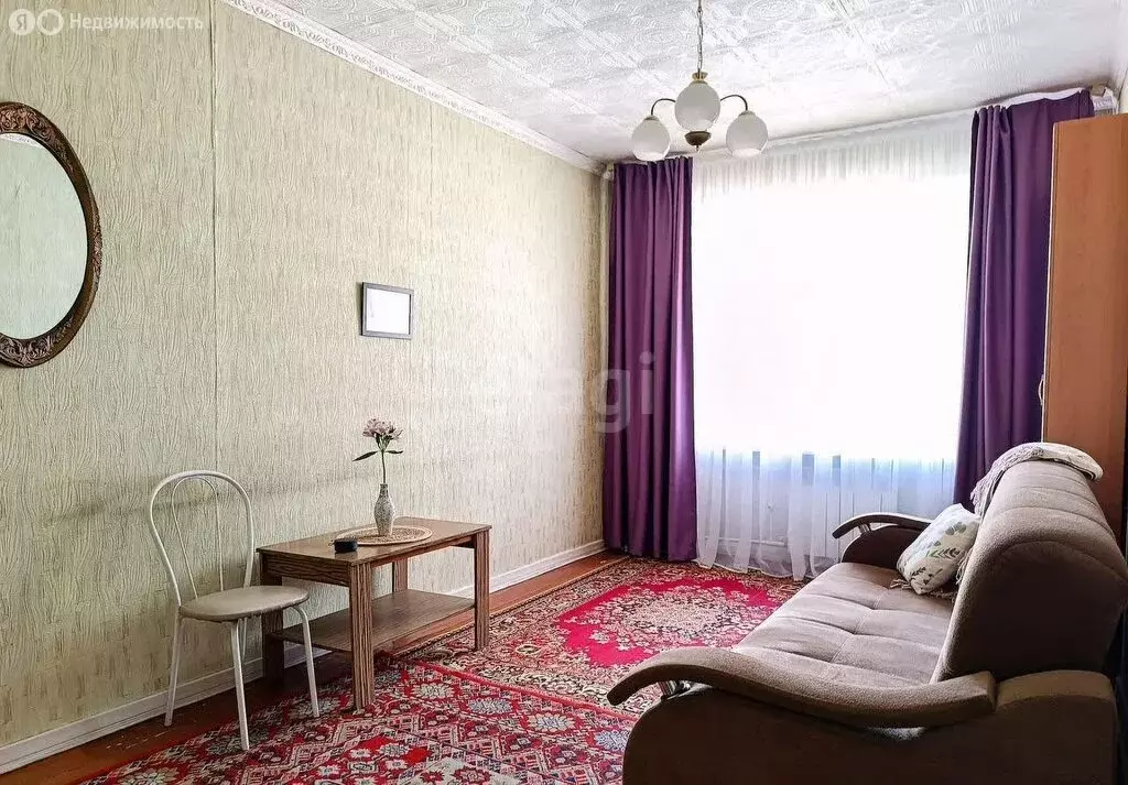 2-комнатная квартира: Бийск, улица 8 Марта, 4 (45.2 м) - Фото 1