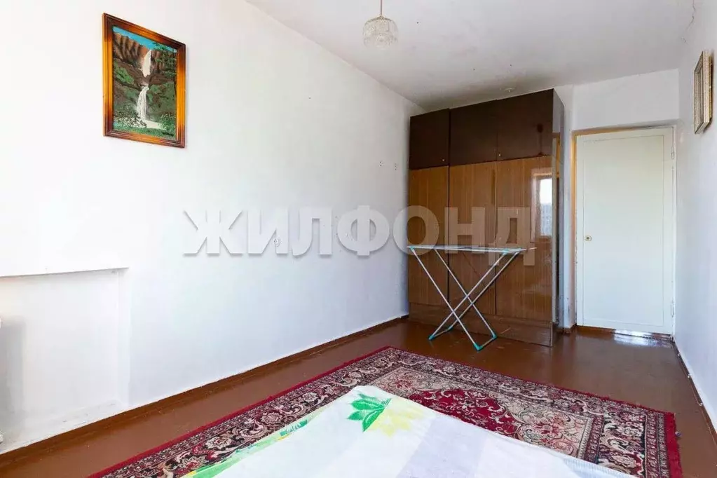 3-к кв. Новосибирская область, Новосибирск ул. Маяковского, 17 (59.9 ... - Фото 2