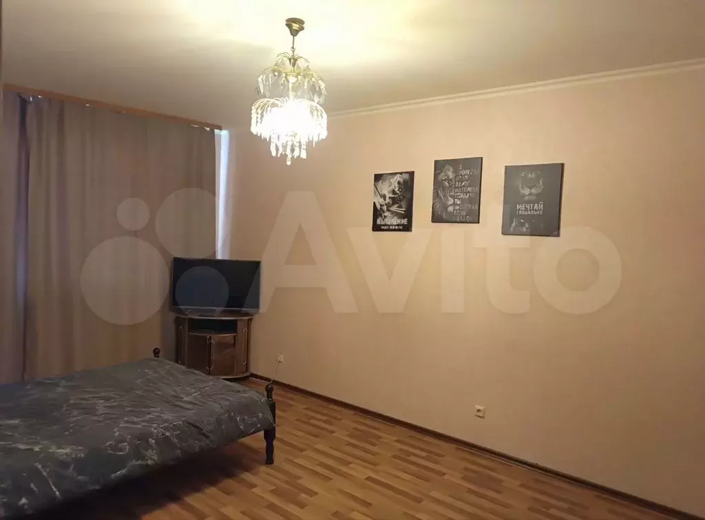 1-к. квартира, 42 м, 13/23 эт. - Фото 0