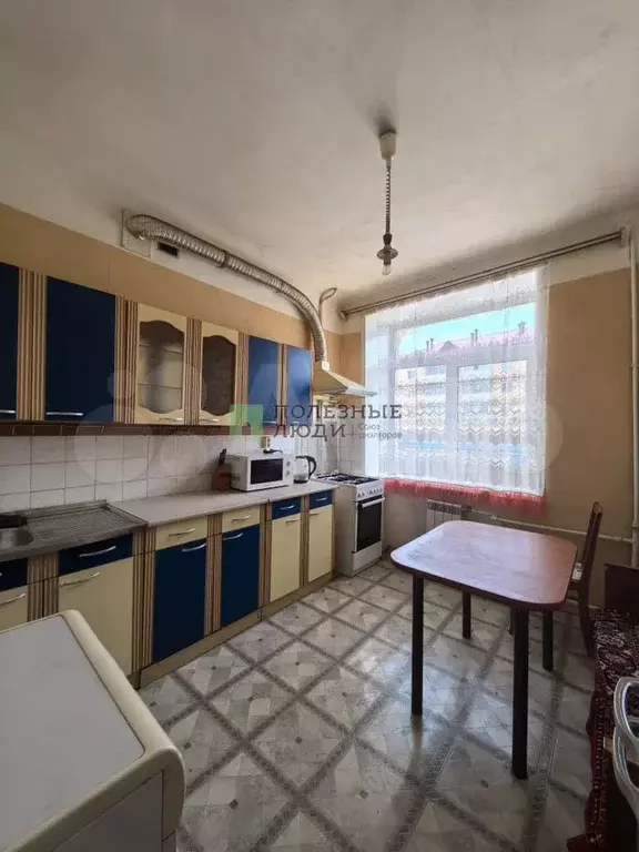 3-к. квартира, 70,1 м, 2/4 эт. - Фото 1