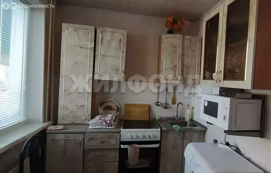 3-комнатная квартира: Тогучинский район, рабочий посёлок Горный, ... - Фото 1