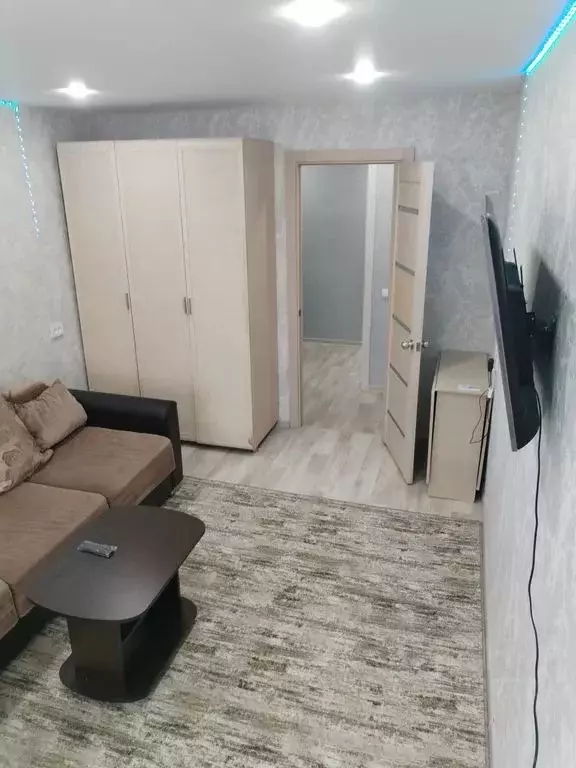 3-к кв. Пермский край, Губаха Октябрьский просп., 10 (60.0 м) - Фото 2