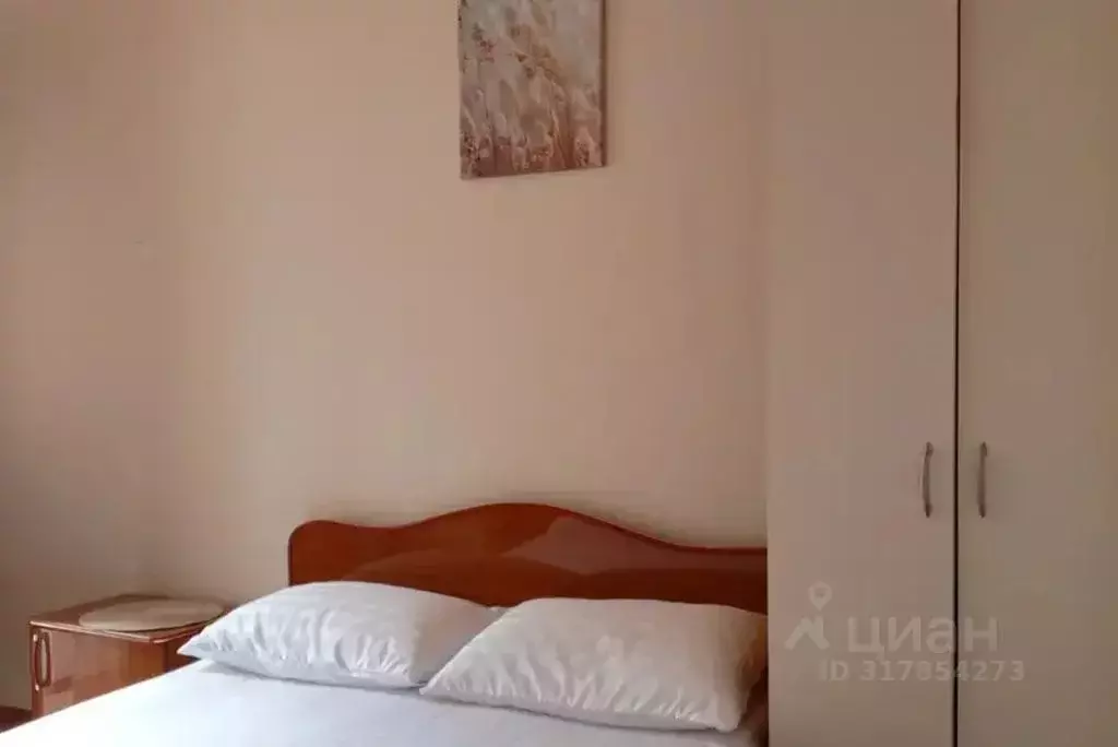 Комната Краснодарский край, Геленджик ул. Куйбышева, 10 - Фото 0