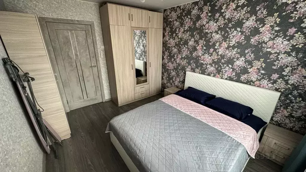 2-к кв. Псковская область, Псков Коммунальная ул., 72 (55.0 м) - Фото 1