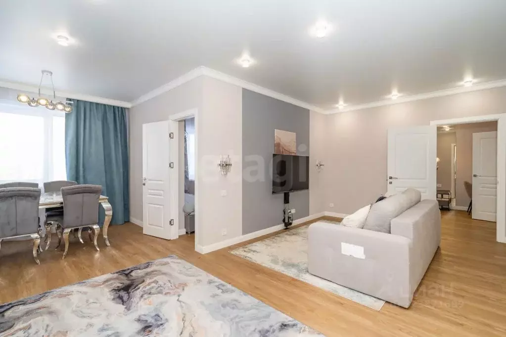 2-к кв. Хабаровский край, Хабаровск ул. А.А. Вахова, 9 (73.0 м) - Фото 1