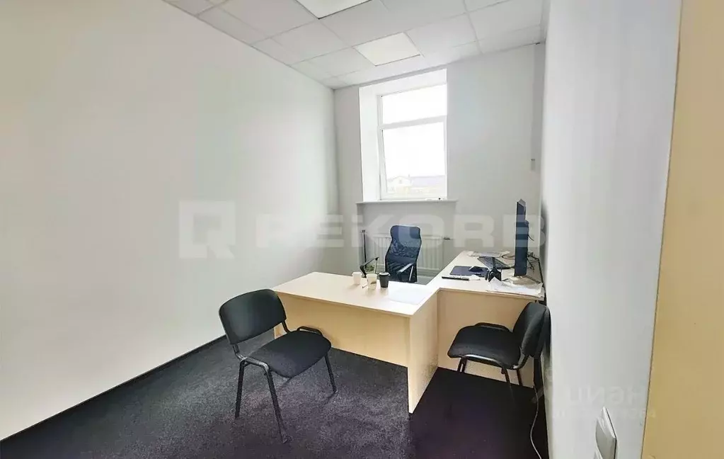 Офис в Санкт-Петербург 17-я Васильевского острова линия, 4-6 (81 м) - Фото 1
