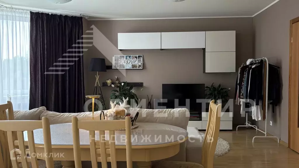 Продаётся 2-к квартира, 65 м - Фото 1