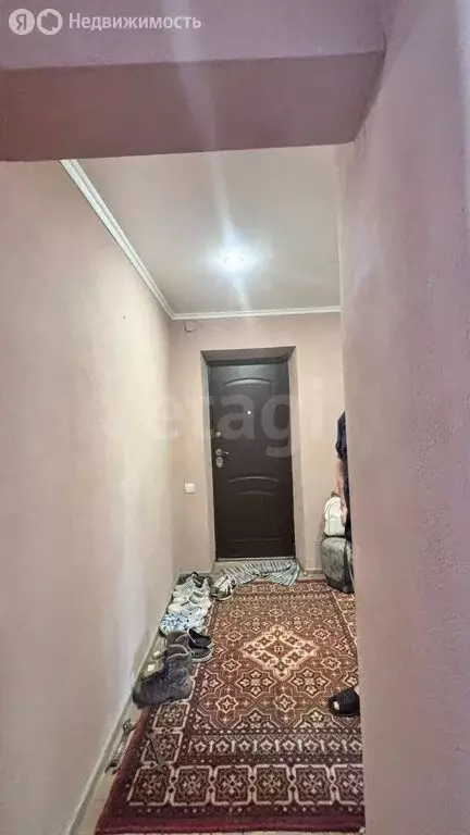 2-комнатная квартира: Горно-Алтайск, улица Григория Чорос-Гуркина, 68 ... - Фото 1