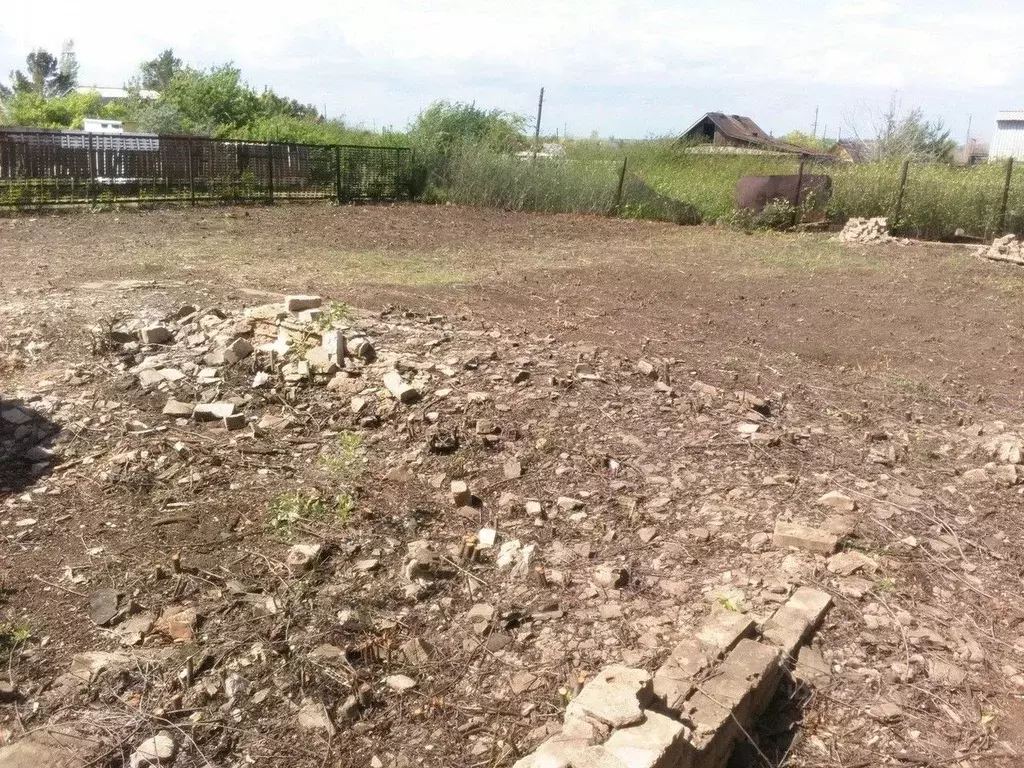 Участок в Оренбургская область, Оренбургский район, Ивановский ... - Фото 0