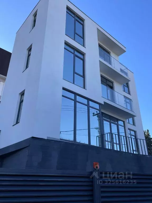 Дом в Краснодарский край, Сочи Светлана мкр, ул. Лысая Гора, 38/1 (262 ... - Фото 2