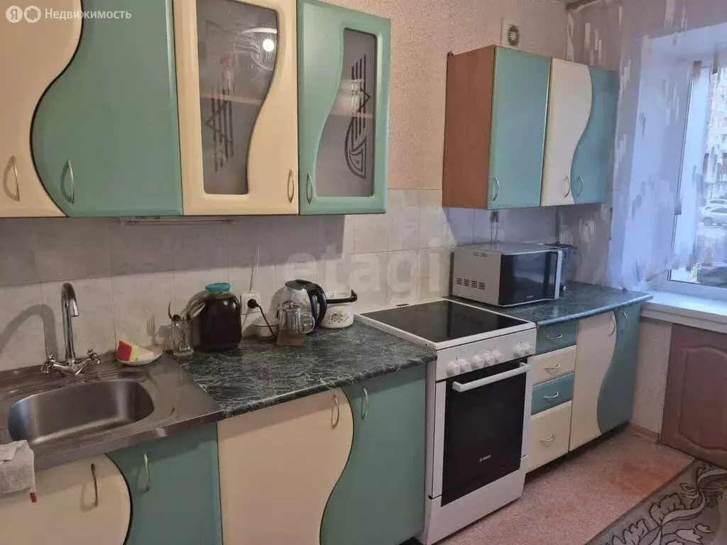 3-комнатная квартира: Новосибирск, улица Забалуева, 60 (58.9 м) - Фото 0