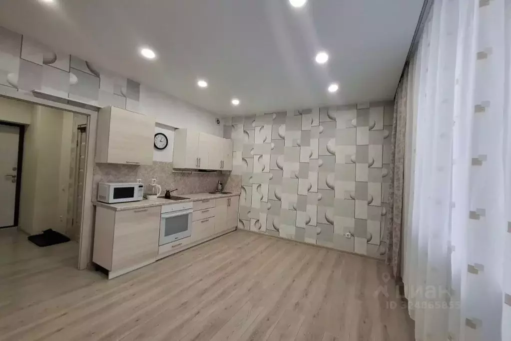 Студия Свердловская область, Екатеринбург ул. Чемпионов, 3 (25.0 м) - Фото 2