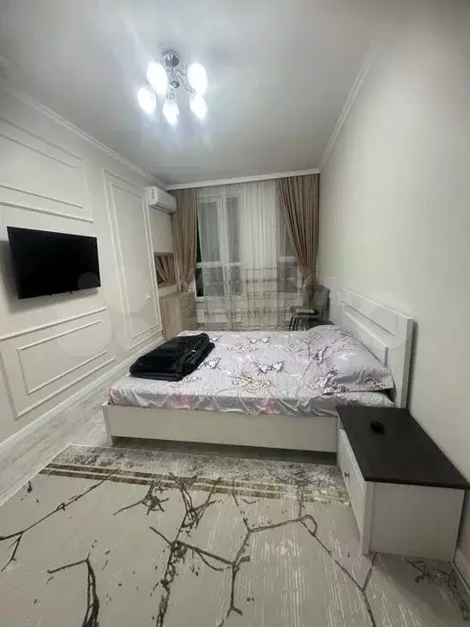1-к. квартира, 43,3 м, 5/17 эт. - Фото 0
