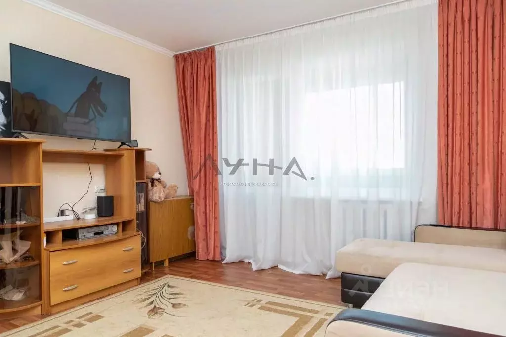 2-к кв. Татарстан, Набережные Челны ул. 40 лет Победы, 31 (45.0 м) - Фото 1