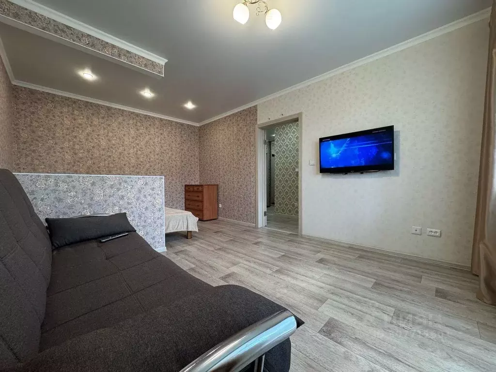 1-к кв. Оренбургская область, Оренбург ул. Поляничко, 8 (40.0 м) - Фото 0