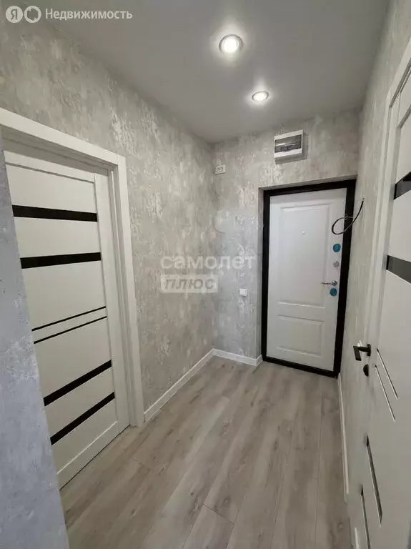 1-комнатная квартира: Краснодар, 2-я Целиноградская улица, 1/1 (35 м) - Фото 1