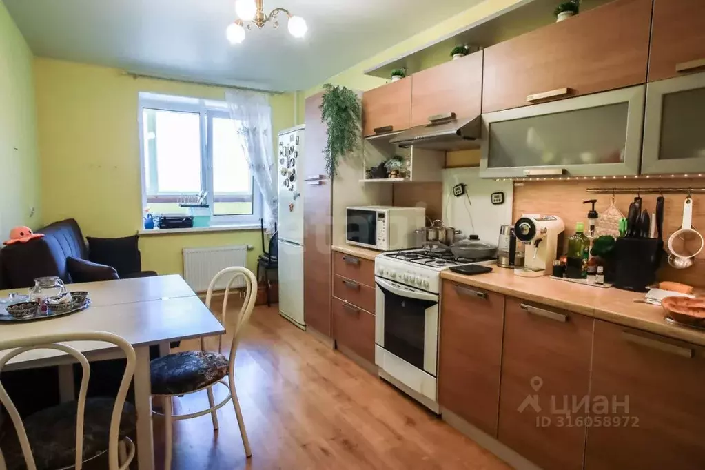 1-к кв. Вологодская область, Череповец ул. Годовикова, 7 (42.3 м) - Фото 1