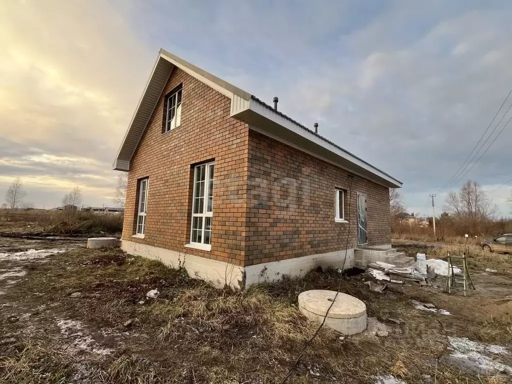 Дом в Башкортостан, Уфимский район, Русско-Юрмашский сельсовет, д. ... - Фото 1