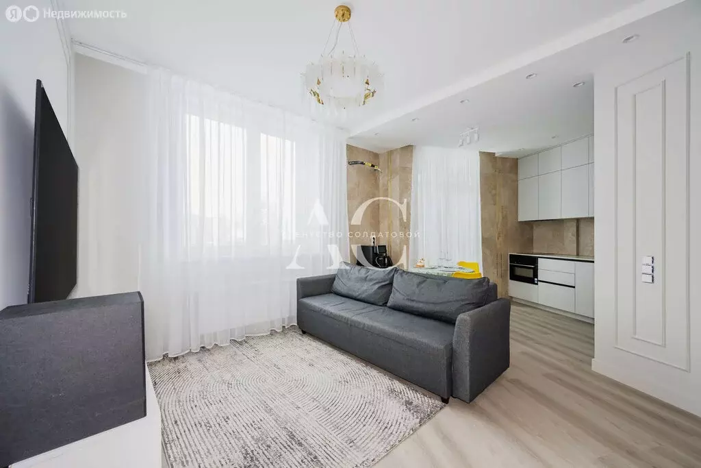 2-комнатная квартира: Екатеринбург, улица Большакова, 147 (61.1 м) - Фото 2