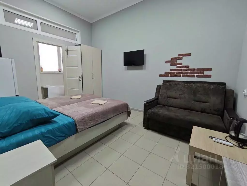 1-к кв. Ростовская область, Шахты Садовая ул., 18Г (130.0 м) - Фото 1