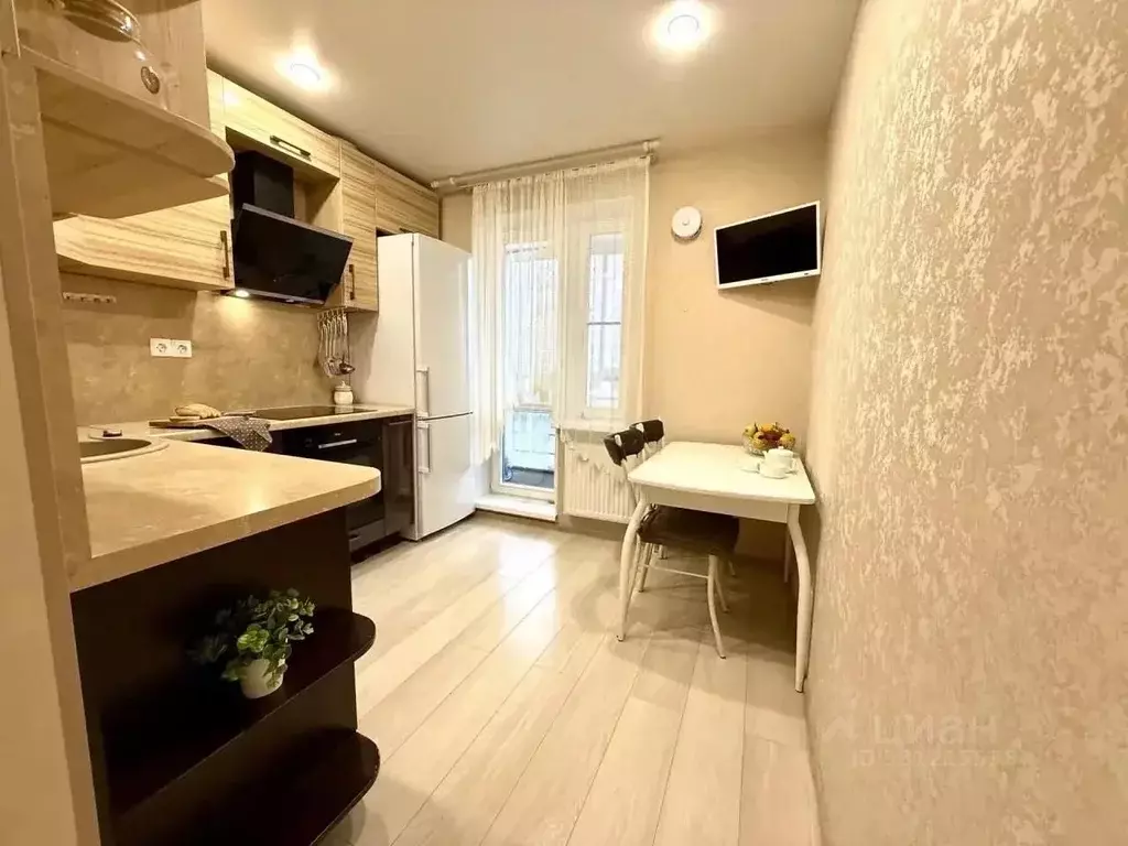 3-к кв. Карелия, Петрозаводск ул. Петра Тикиляйнена, 3 (56.0 м) - Фото 2