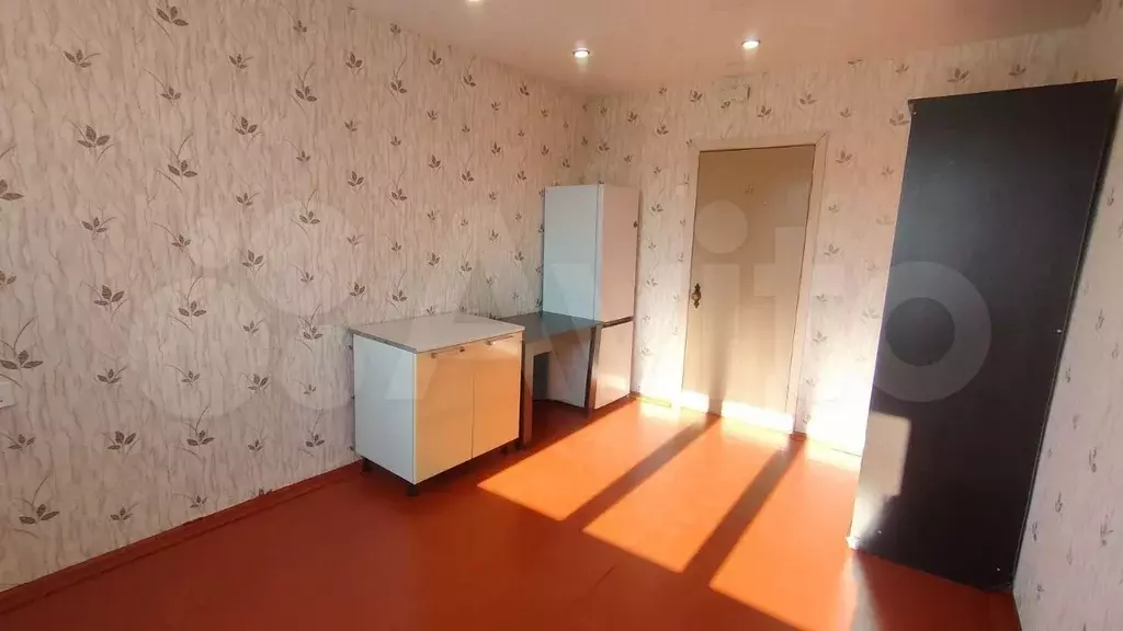 Комната 12,8 м в 1-к., 5/5 эт. - Фото 1