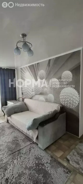 2-комнатная квартира: Октябрьский, 35-й микрорайон, 10 (42.3 м) - Фото 2