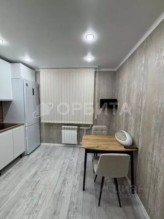 2-к кв. Тюменская область, Тюмень Заречный проезд, 31 (50.5 м) - Фото 1