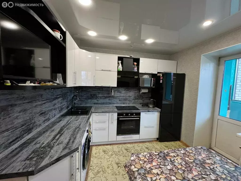 2-комнатная квартира: Ивановка, улица Кирова, 67А (52 м) - Фото 0