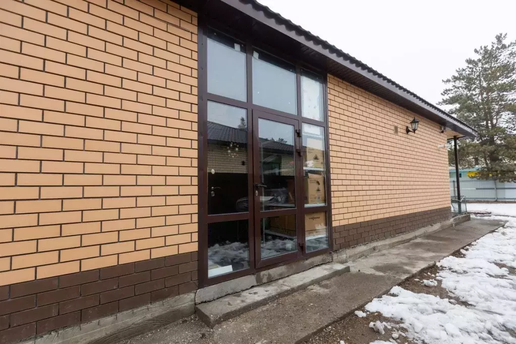 Таунхаус в Оренбургская область, Оренбургский район, с. Нежинка ул. ... - Фото 1