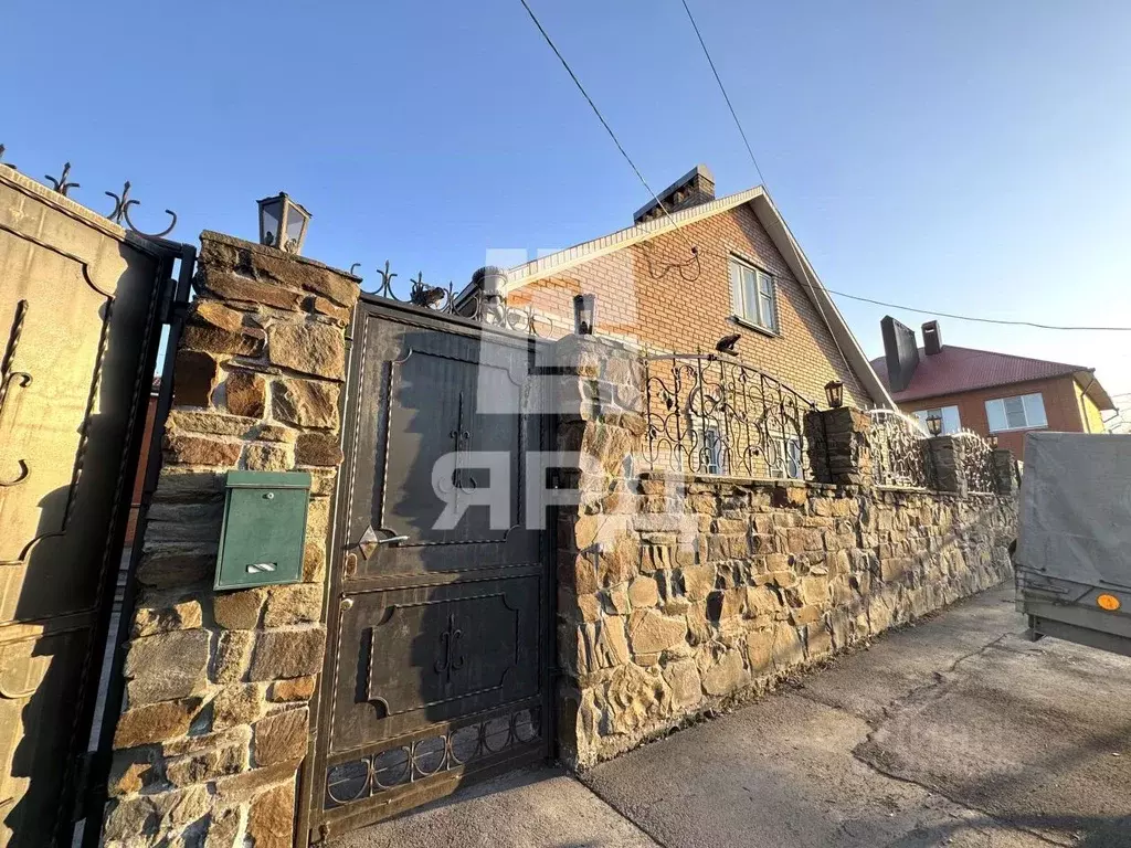 Дом в Ростовская область, Таганрог Сиреневая ул., 13 (130 м) - Фото 1