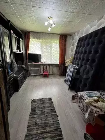 Комната 12 м в 6-к., 1/4 эт. - Фото 0