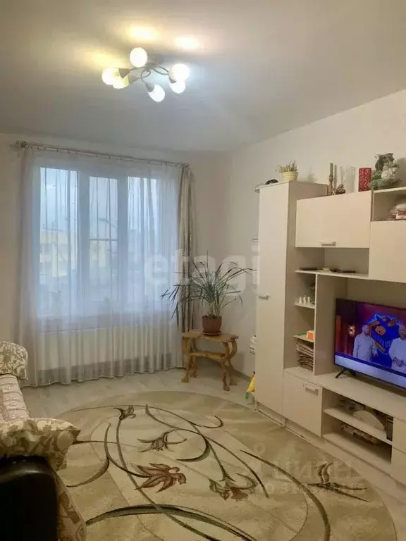 1-к кв. Тамбовская область, Тамбов Свободная ул., 4к1 (50.0 м) - Фото 0