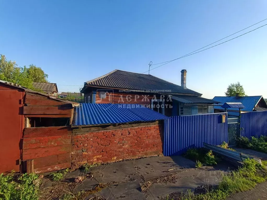 Дом в Кемеровская область, Ленинск-Кузнецкий ул. Киселева (62 м) - Фото 0
